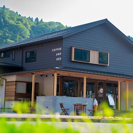 Locomotion Coffee And Bed Tateyama  Exterior photo