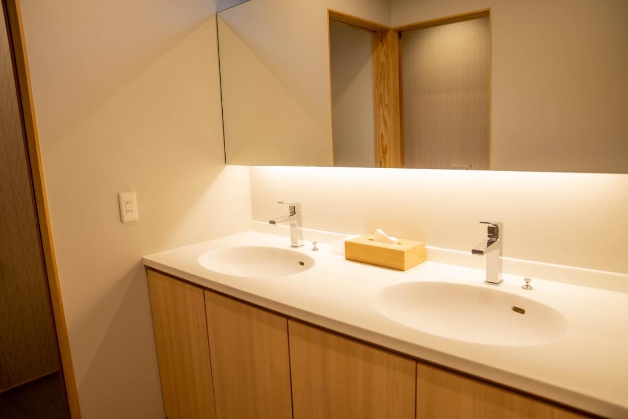 Locomotion Coffee And Bed Tateyama  Exterior photo