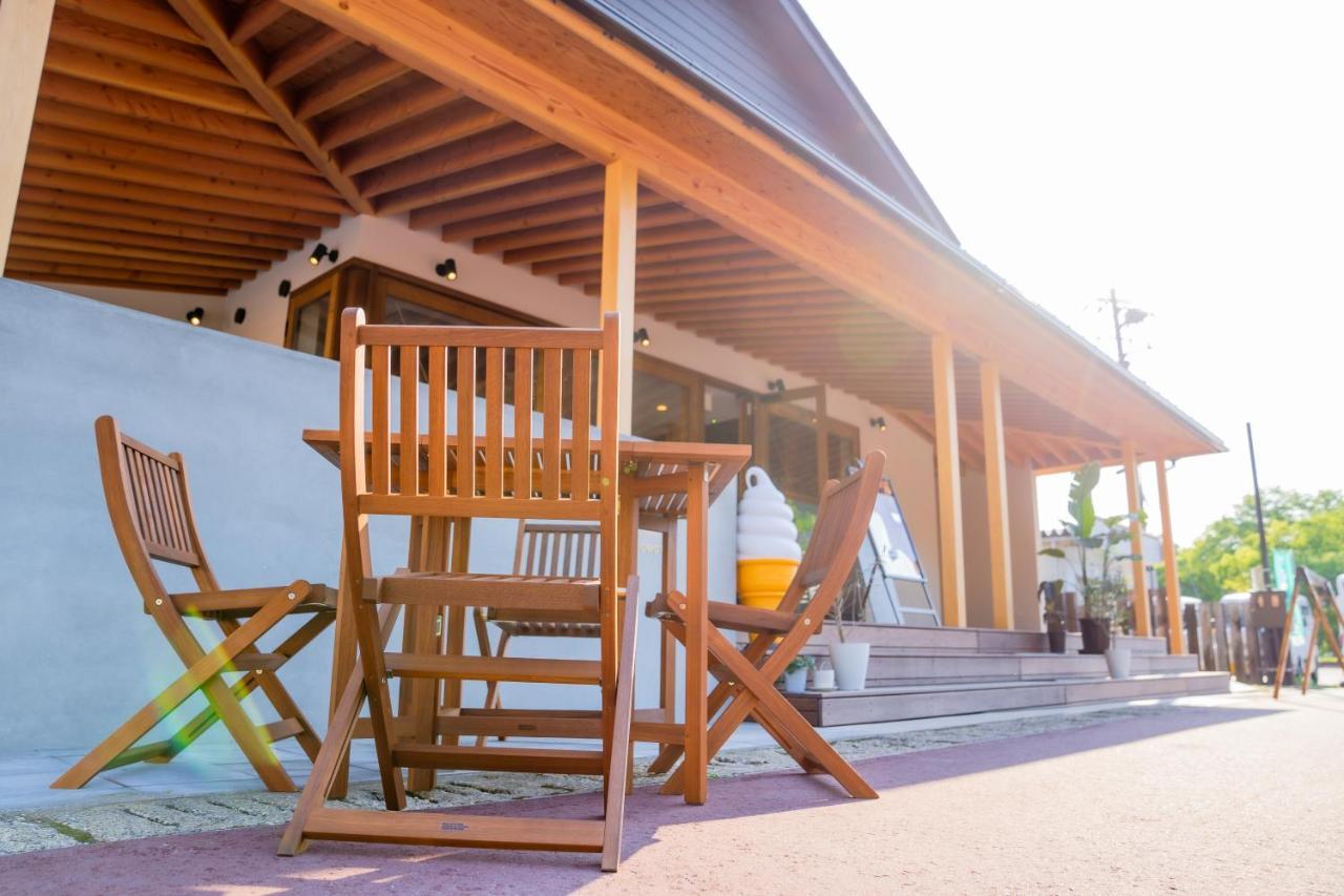 Locomotion Coffee And Bed Tateyama  Exterior photo